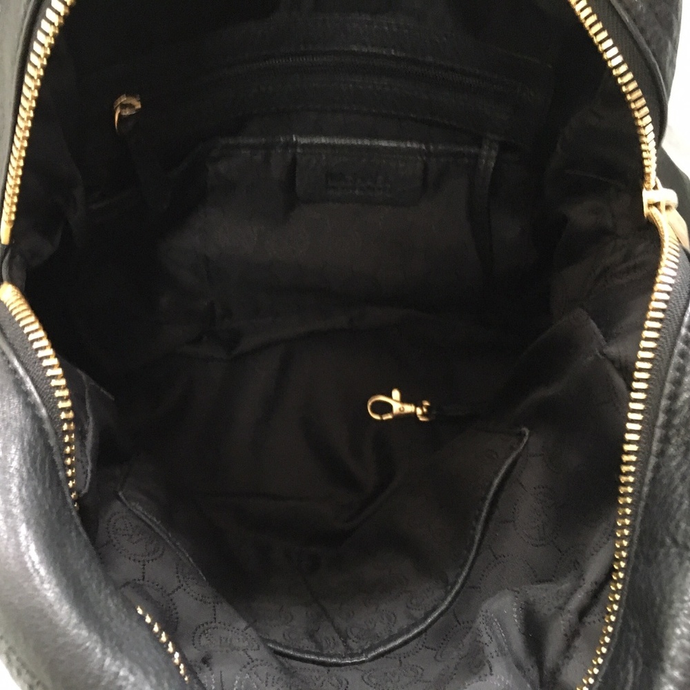SOLD ON DIFFERENT SITE! Michael Kors Large Handbag - Picture 5 of 8